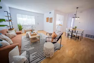 16637 Viewpoint Ln, Huntington Beach, CA 92647 - Photo 1