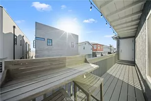 106 Nordina, Newport Beach, CA 92663 - Photo 1