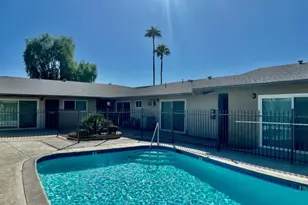 685 E Vista Chino, Palm Springs, CA 92262 - Photo 1