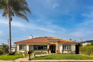 401 Holmwood, Newport Beach, CA 92663 - Photo 1
