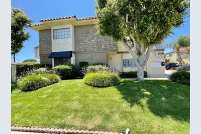 17181 Elm Street #5, Huntington Beach, CA 92647 - Photo 1