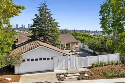 727 Bellis Street, Newport Beach, CA 92660 - Photo 1