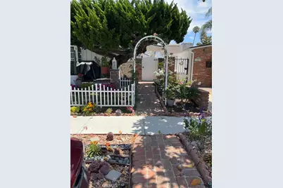 422 Fernleaf, Corona del Mar, CA 92625 - Photo 1