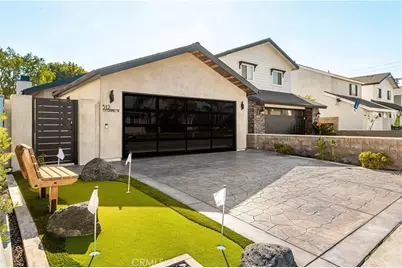 512 Oceanhill, Huntington Beach, CA 92648 - Photo 1