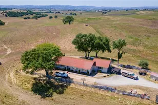 1975 Hidden Acre Ln, Paso Robles, CA 93446 - Photo 1