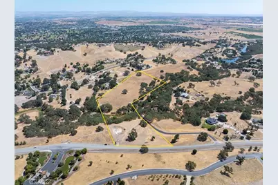 1700 South River Road, Paso Robles, CA 93446 - Photo 1