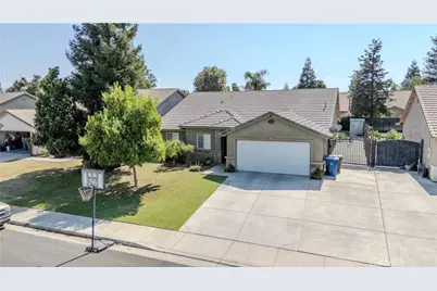 11713 Darlington, Bakersfield, CA 93312 - Photo 1