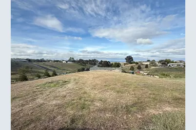 5725 Silverado, Paso Robles, CA 93446 - Photo 1