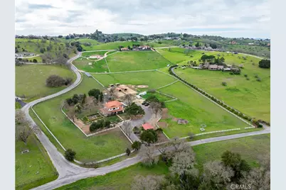 805 Spring Creek Way, Templeton, CA 93465 - Photo 1