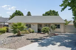 824 Casals Dr, Paso Robles, CA 93446 - Photo 1