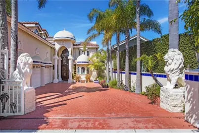 4461 Los Patos Avenue, Huntington Beach, CA 92649 - Photo 1