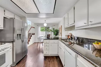 2245 Cheyenne Way #46, Fullerton, CA 92833 - Photo 6