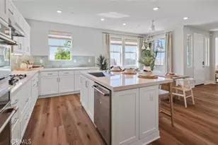 712 Edward Scholle Dr, Camarillo, CA 93010 - Photo 1