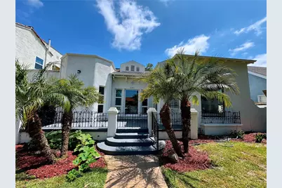 1040 W 64th Street, Los Angeles, CA 90044 - Photo 1