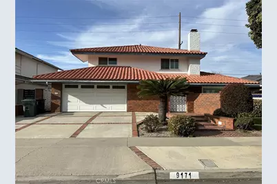 9171 Regatta Drive, Huntington Beach, CA 92646 - Photo 1