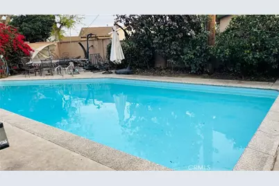 8852 Syracuse Avenue, Anaheim, CA 92804 - Photo 1