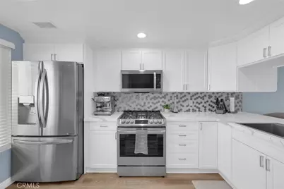 290 Victoria Street #31, Costa Mesa, CA 92627 - Photo 1