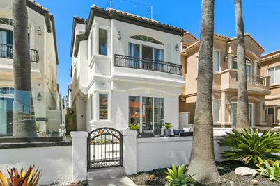 113 18th Street, Huntington Beach, CA 92648 - Photo 1