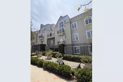 15510 W Sunset Boulevard #102, Pacific Palisades, CA 90272 - Photo 1