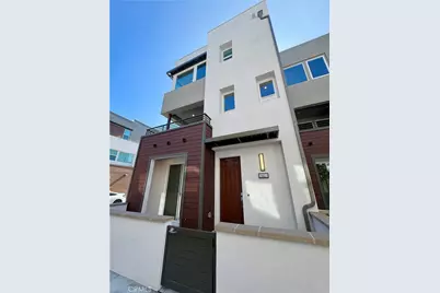 661 S Lyon St, Santa Ana, CA 92705 - Photo 1