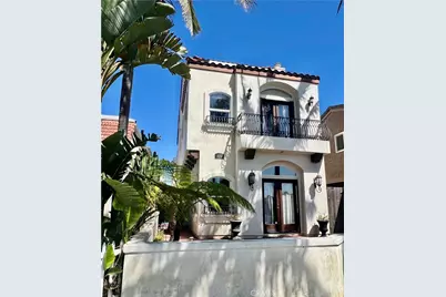 323 13th Street, Huntington Beach, CA 92648 - Photo 1