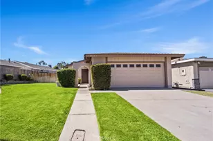 27241 Las Nieves, Mission Viejo, CA 92691 - Photo 1