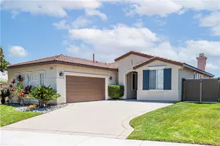 37854 Oxford Dr, Murrieta, CA 92562 - Photo 1