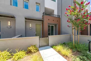 627 S Lyon, Santa Ana, CA 92705 - Photo 1