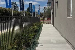 707 S Lyon St, Santa Ana, CA 92705 - Photo 1