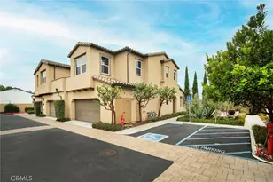17551 Newland St, Huntington Beach, CA 92647 - Photo 1