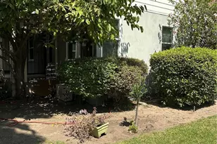 429 E Valencia, Burbank, CA 91501 - Photo 1