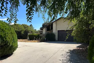 724 E Palm Ave, Redlands, CA 92374 - Photo 1