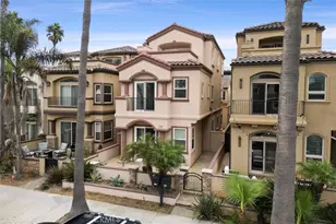 122 9th St, Huntington Beach, CA 92648 - Photo 1