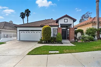 2071 Crescent, Signal Hill, CA 90755 - Photo 1