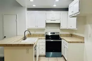 25007 Peachland Ave, Newhall, CA 91321 - Photo 1