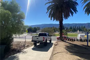 1003 W Heald Ave, Lake Elsinore, CA 92530 - Photo 1