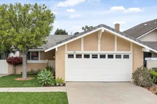 29 Blackswan, Irvine, CA 92604 - Photo 1