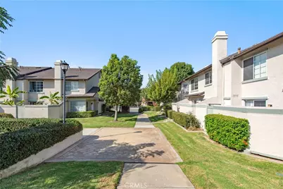 28 Exeter #19, Irvine, CA 92612 - Photo 1