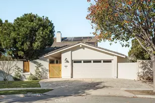 1086 Vallejo, Costa Mesa, CA 92626 - Photo 1