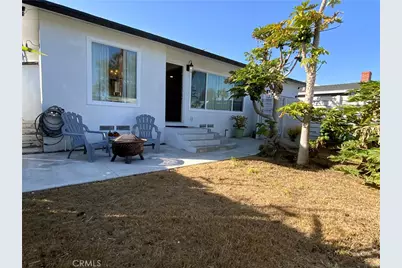 17091 B Lane, Huntington Beach, CA 92647 - Photo 1