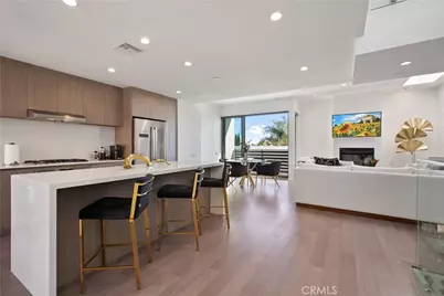 823 N Fuller #E, West Hollywood, CA 90046 - Photo 1