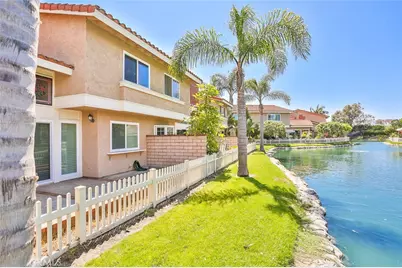 7801 Seabreeze Drive, Huntington Beach, CA 92648 - Photo 1