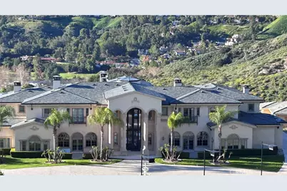 23594 Parksouth St, Calabasas, CA 91302 - Photo 1