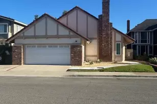 8 Cape Cod, Irvine, CA 92620 - Photo 1