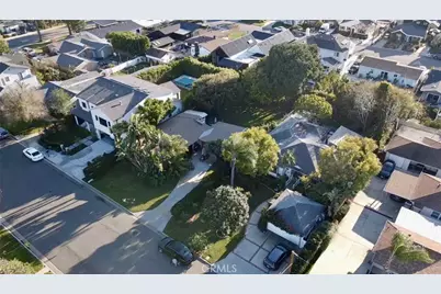379 Walnut Street, Costa Mesa, CA 92627 - Photo 1