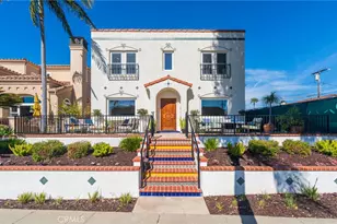 813 13th St, Huntington Beach, CA 92648 - Photo 1