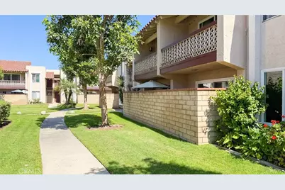 700 W La Veta #D5, Orange, CA 92868 - Photo 1
