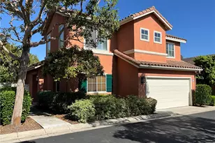 18 La Ronda, Irvine, CA 92606 - Photo 1