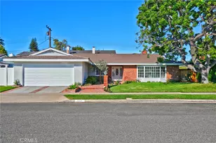 418 E Bay St, Costa Mesa, CA 92627 - Photo 1