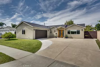 5441 Stardust, Huntington Beach, CA 92647 - Photo 1